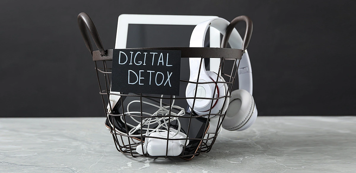 Digital Detox - Reconnecting with the outside world
